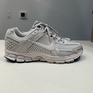 Nike Vomero Gray 8.5M USED BV1358-001
